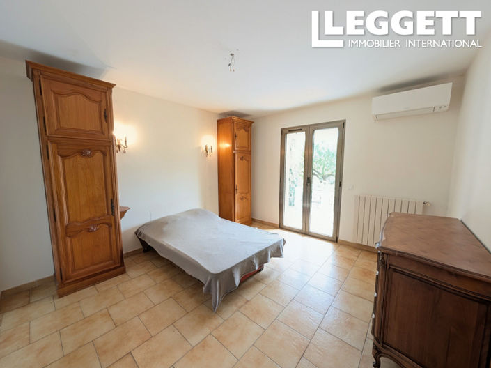 Image No.7-4 Bed House for sale