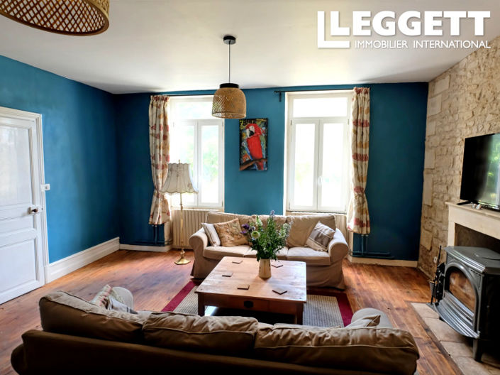 Image No.2-4 Bed House for sale