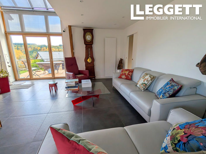 Image No.6-3 Bed House for sale