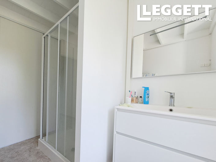Image No.6-Maison de 4 chambres à vendre à Barbezières