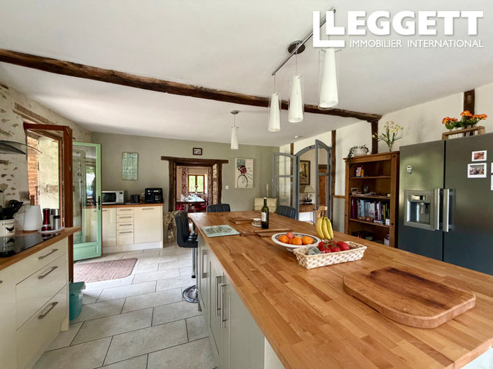 Image No.3-3 Bed House for sale