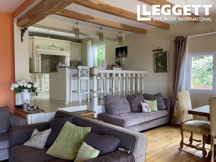 Image No.3-7 Bed House for sale