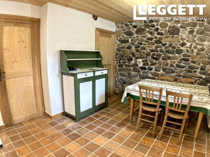 Image No.9-4 Bed House for sale