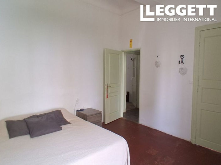 Image No.9-3 Bed House for sale