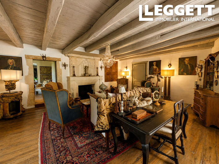 Image No.7-6 Bed House for sale