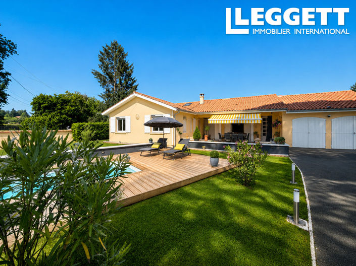 Image No.2-4 Bed House for sale