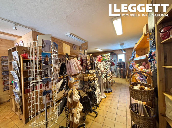 Image No.4-Commercial de 3 chambres à vendre à Savoie