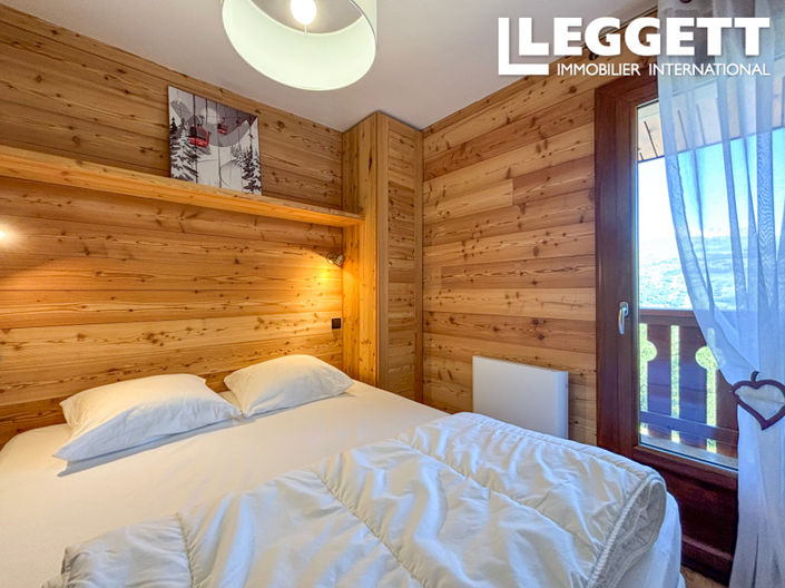 Image No.5-Commercial de 3 chambres à vendre à Savoie