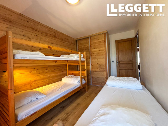 Image No.9-Commercial de 3 chambres à vendre à Savoie