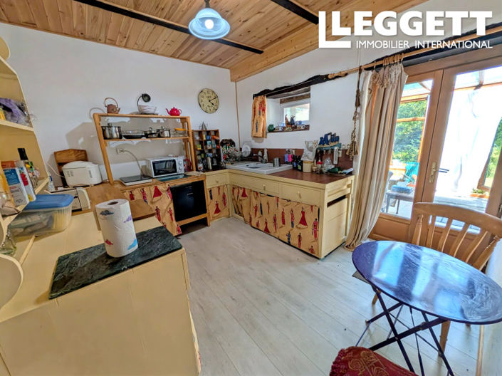 Image No.6-2 Bed House for sale