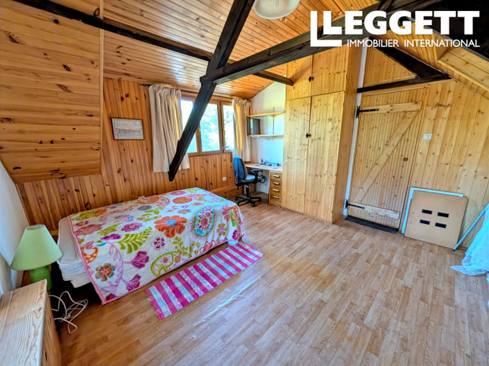 Image No.8-2 Bed House for sale
