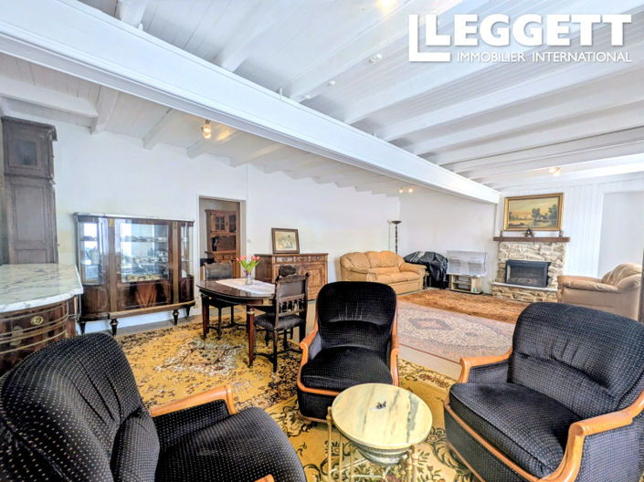 Image No.6-3 Bed House for sale