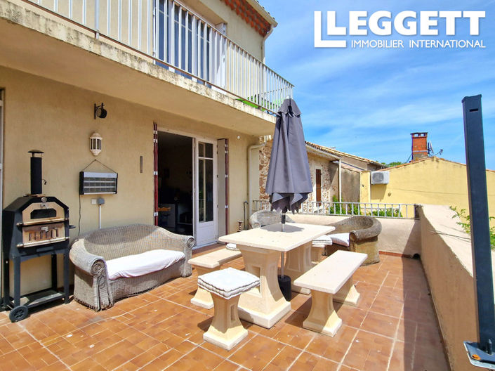 Image No.2-6 Bed House for sale