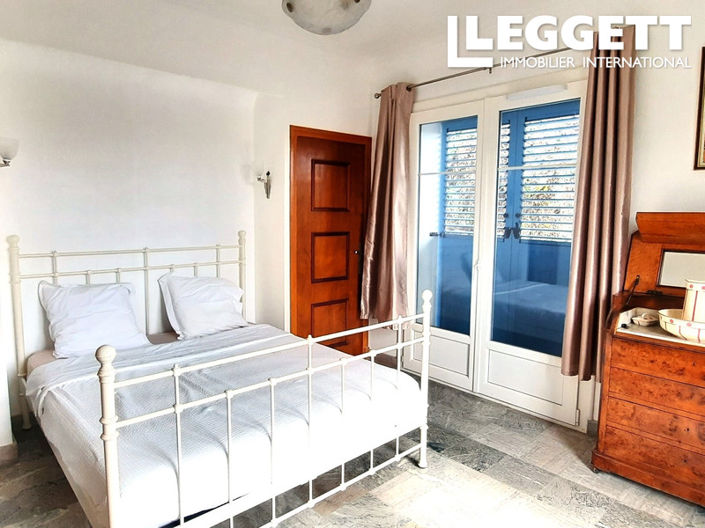 Image No.6-4 Bed House for sale
