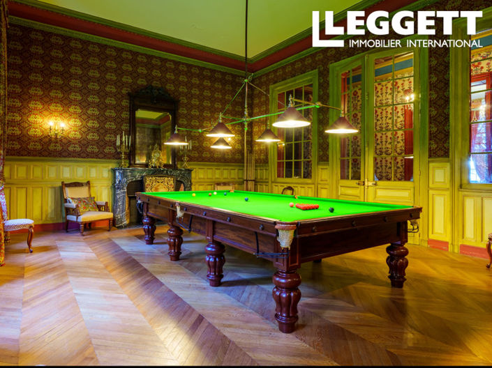 Image No.7-17 Bed Chateaux for sale