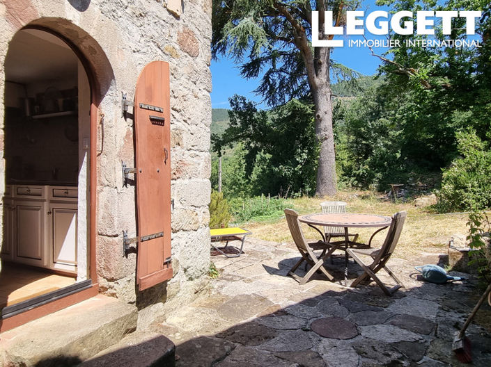 Image No.6-5 Bed House for sale