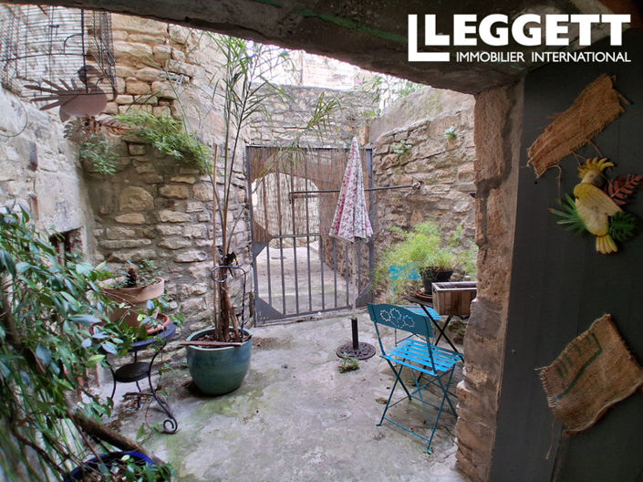 Image No.8-3 Bed House for sale