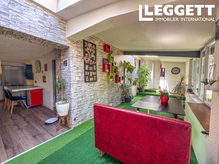 Image No.3-5 Bed House for sale