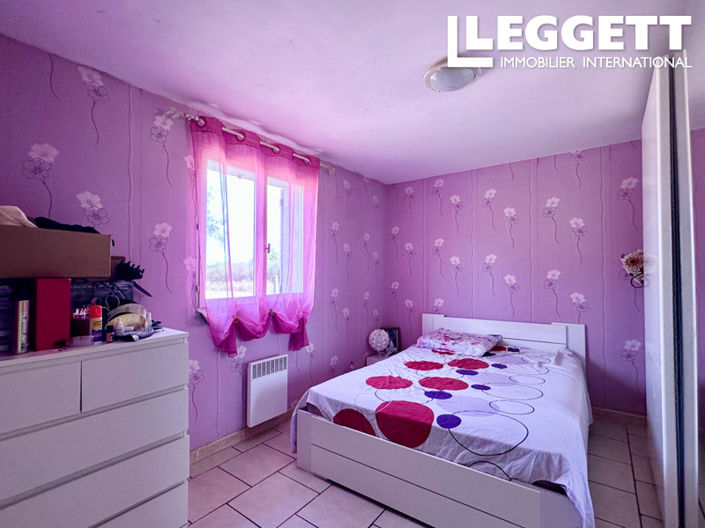 Image No.7-6 Bed House for sale