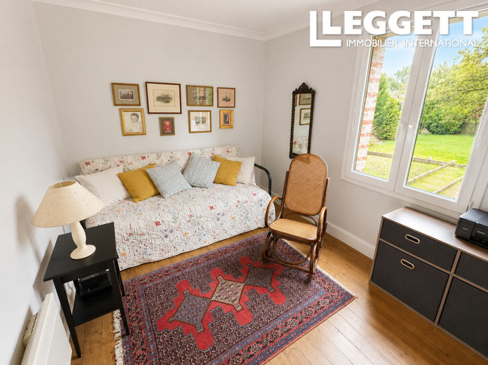 Image No.10-4 Bed House for sale