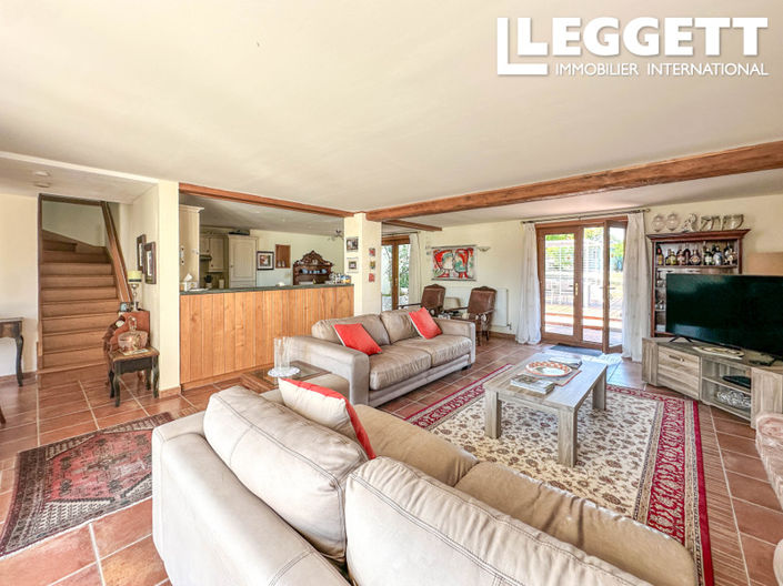 Image No.6-3 Bed House for sale