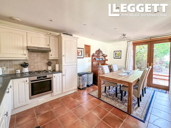 Image No.7-3 Bed House for sale
