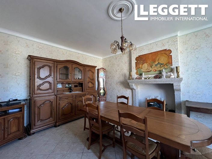 Image No.6-5 Bed House for sale