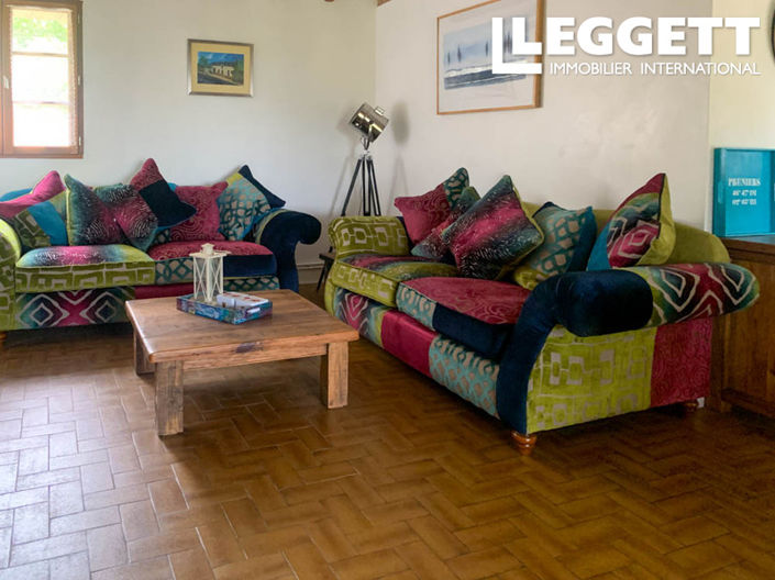 Image No.5-3 Bed House for sale