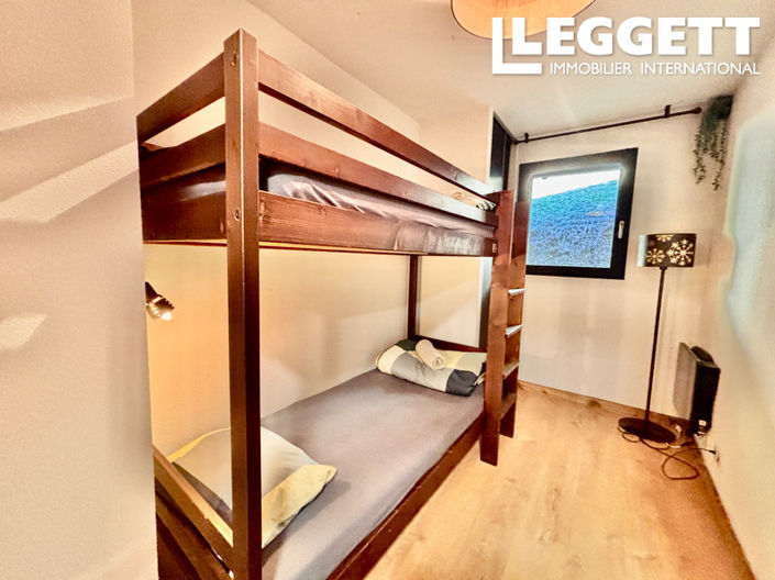 Image No.10-3 Bed Apartment for sale