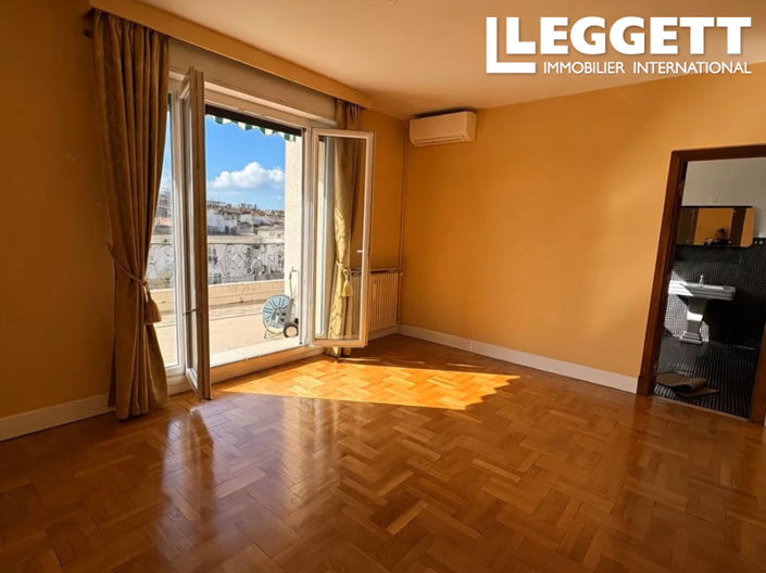 Image No.8-3 Bed Apartment for sale