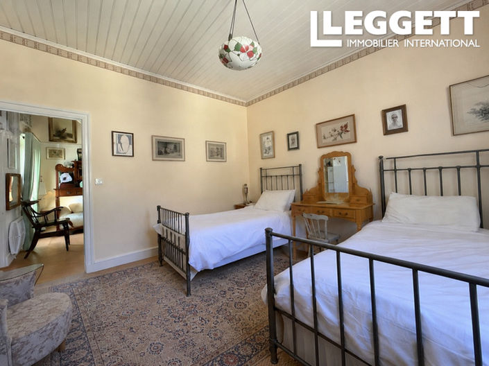 Image No.2-Casa con 6 dormitorios en venta