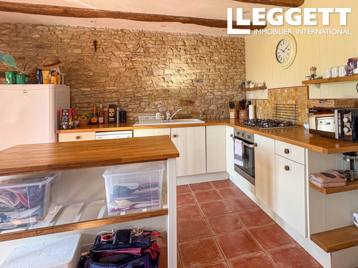 Image No.6-3 Bed House for sale