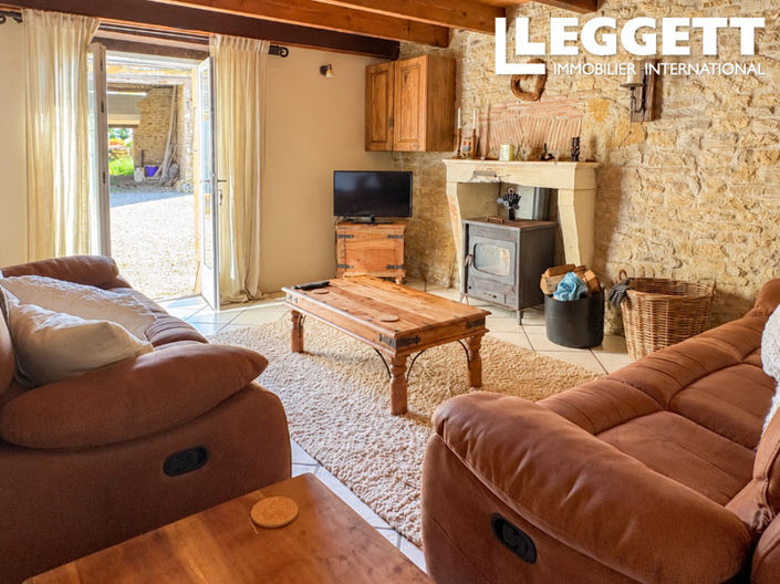 Image No.8-3 Bed House for sale