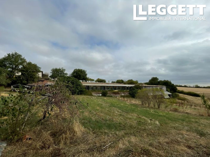 Image No.2-4 Bed House for sale