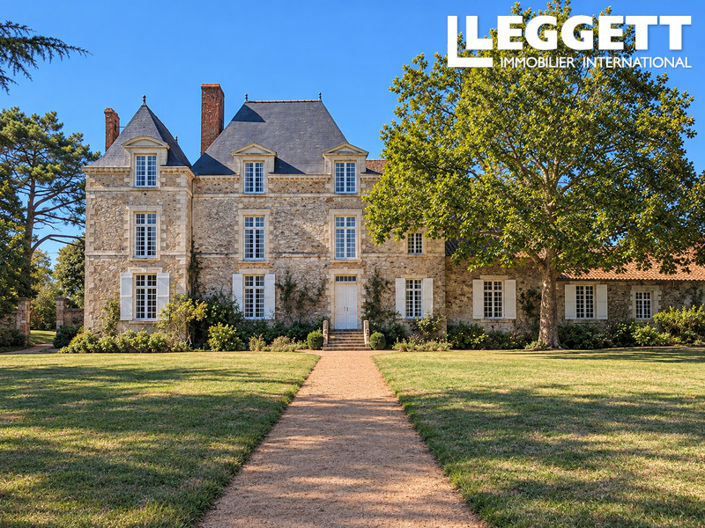 Image No.4-8 Bed Chateaux for sale