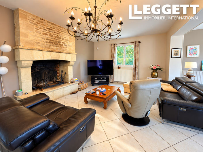Image No.2-5 Bed House for sale