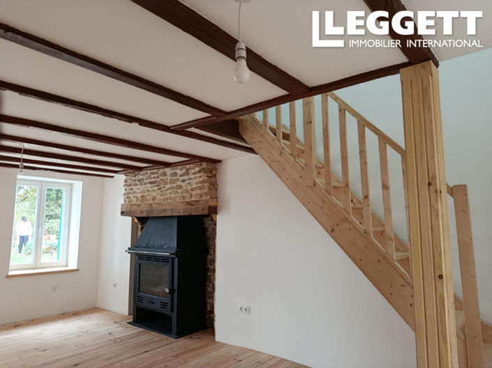 Image No.2-4 Bed House for sale