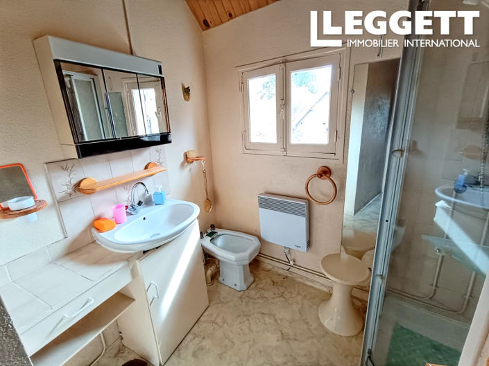 Image No.8-4 Bed House for sale