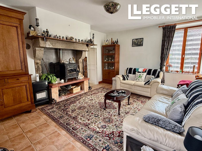 Image No.6-2 Bed House for sale