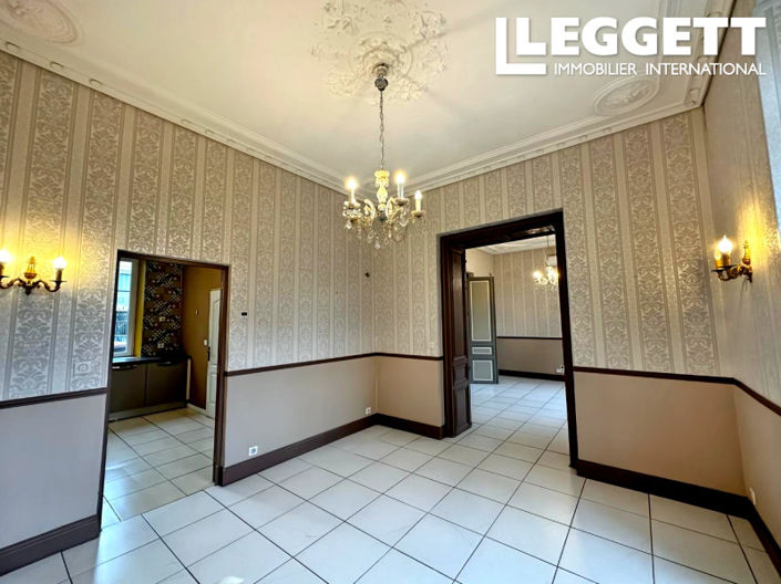 Image No.6-6 Bed House for sale
