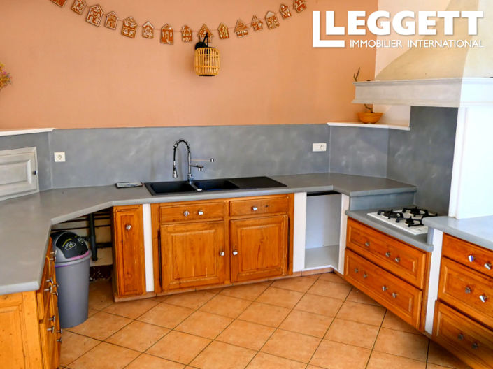 Image No.3-3 Bed House for sale