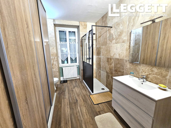 Image No.9-3 Bed House for sale