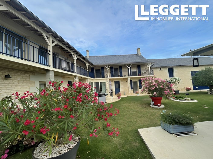 Image No.2-5 Bed House for sale