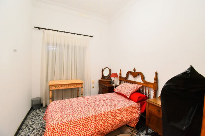Image No.14-5 Bed Villa for sale