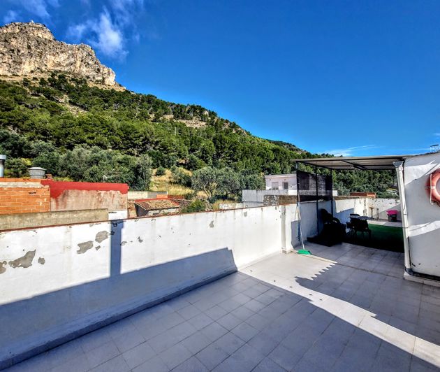 Image No.29-3 Bed Townhouse for sale
