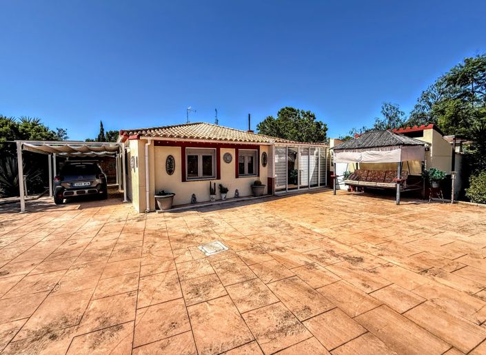 Image No.5-4 Bed Villa for sale