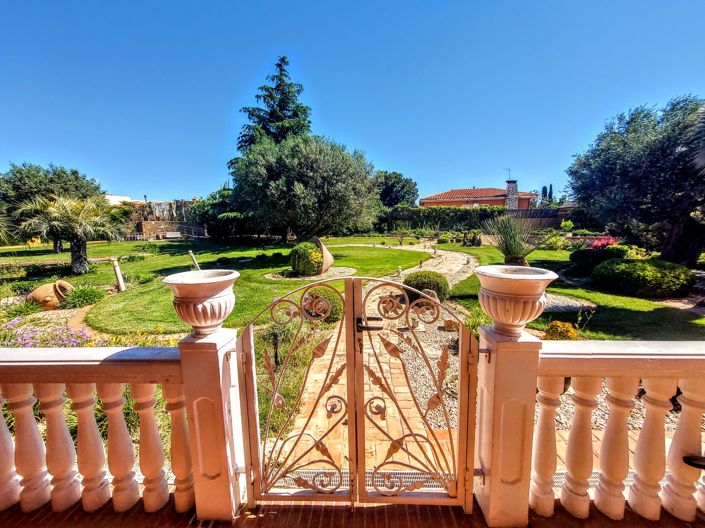 Image No.4-4 Bed Villa for sale