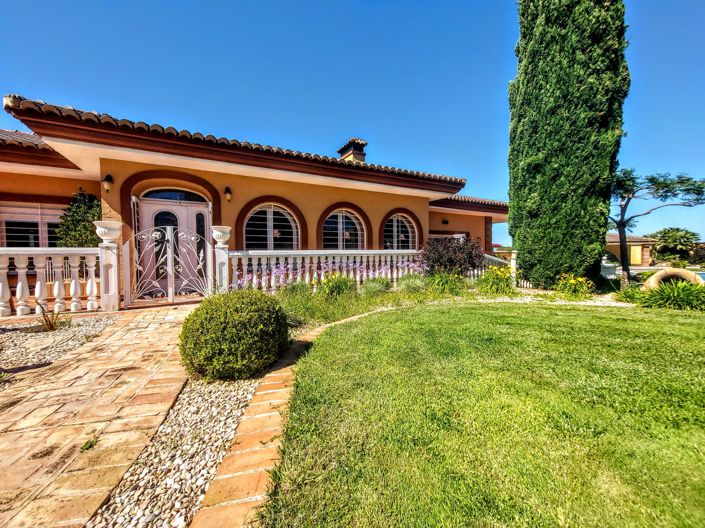 Image No.55-4 Bed Villa for sale