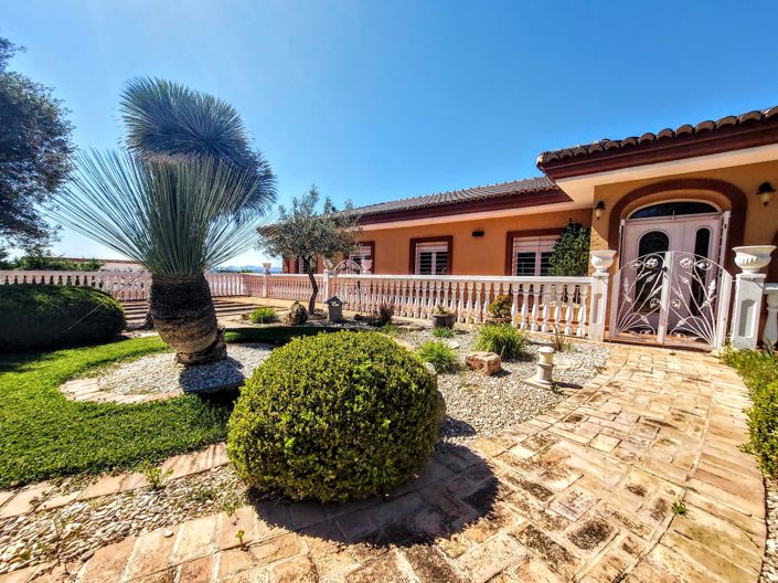 Image No.56-4 Bed Villa for sale