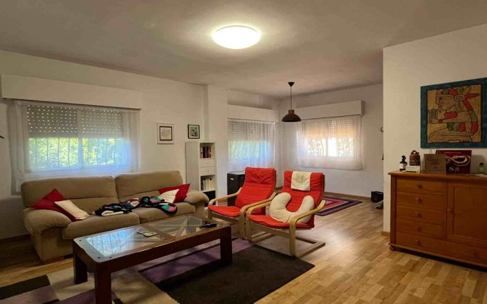 Image No.5-6 Bed Villa for sale